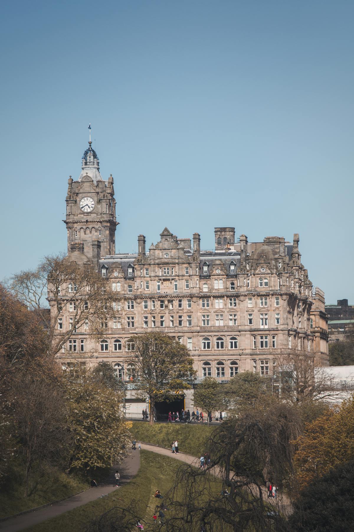 Balmoral Hotels viktorianska arkitektur i Edinburgh, Skottland