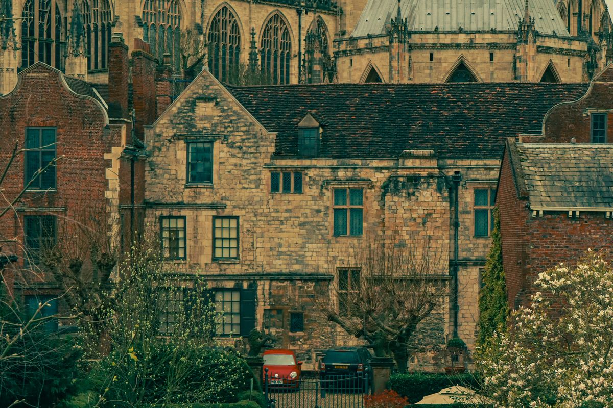 Medeltida stadsmurar i York