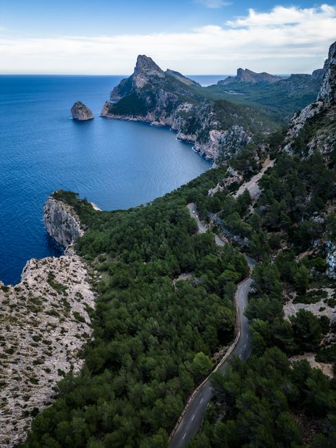 Kustväg längs Medelhavet mellan Málaga och Gibraltar för resenärer landvägen