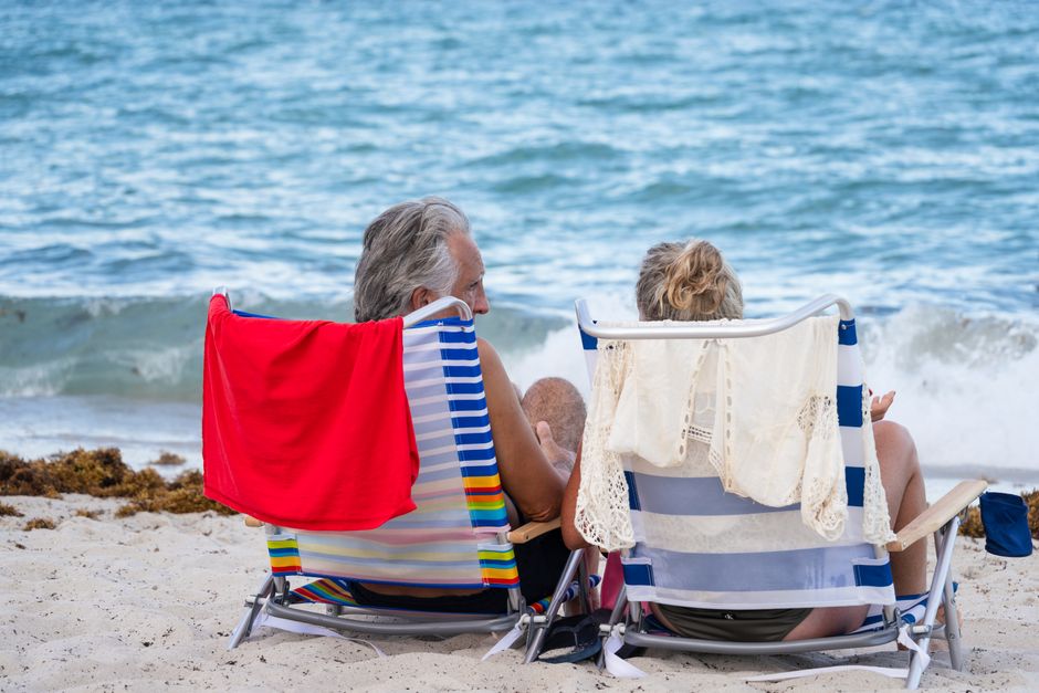 Svenskt pensionärspar som anger pensionär som yrke i UK ETA-ansökan